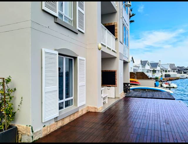 2 BEDROOM APARTMENT FOR SALE IN MARINA MARTINIQUE